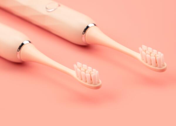 電動(dòng)牙刷替換頭怎么用？正確使用牙刷替換頭的技巧分享