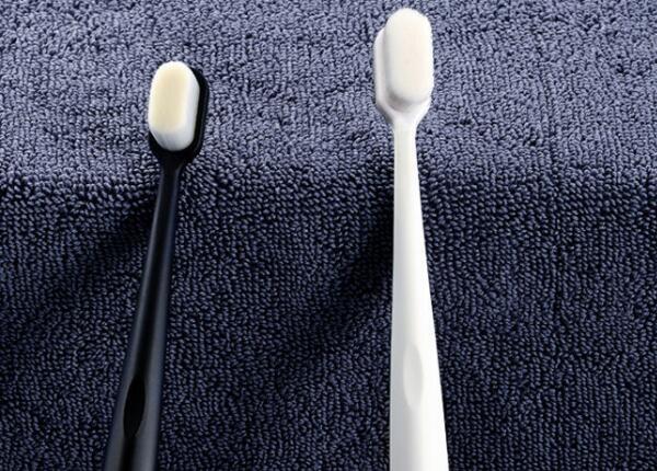 成人超細(xì)毛牙刷好用嗎？超細(xì)毛牙刷讓牙齒洗得徹底！