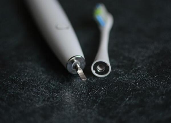 怎么樣使用小米電動牙刷？小米電動牙刷使用正確方法分享